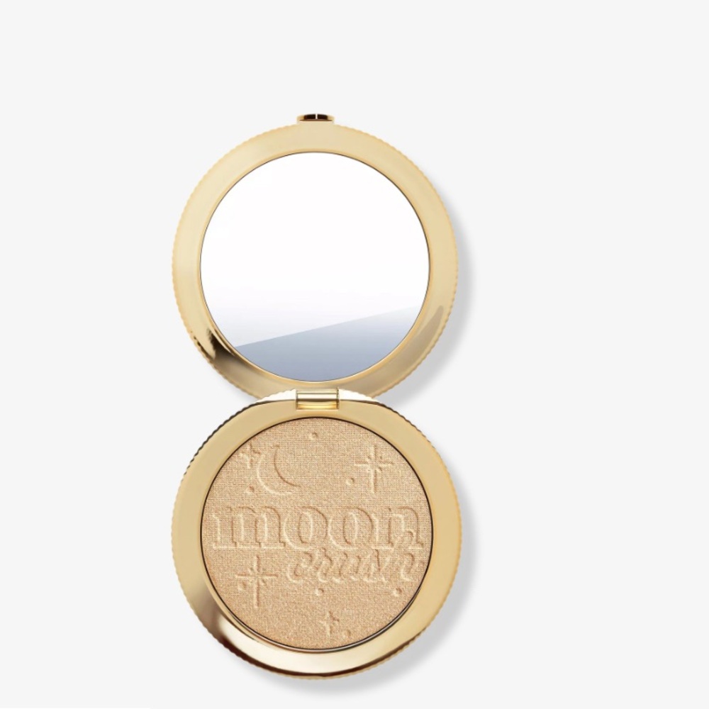 Too Faced Moon Crush Multi-Use Powder Highlighter